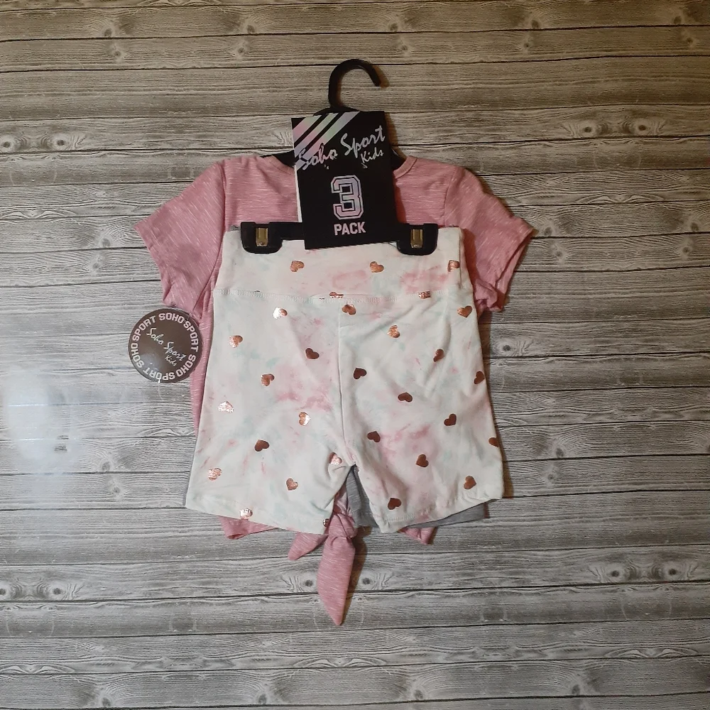 *NWT* 10/$40 Soho Sports Kids 3pc. Outfit